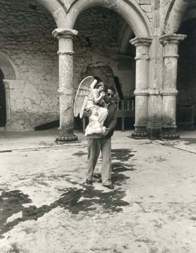 Throckmorton NYC Fine Art Gallery | Graciela Iturbide Asturias Exhibit