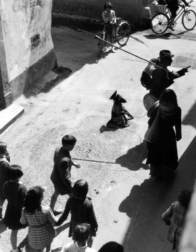 Lucien Clergue, Gitans and monkey, rue Genive, Arles, 1953 — gelatin silver print, 15.25 x 11.5 x 11 in